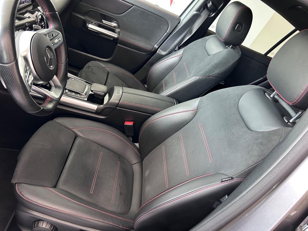 MERCEDES-BENZ GLA 200 d Automatic Premium