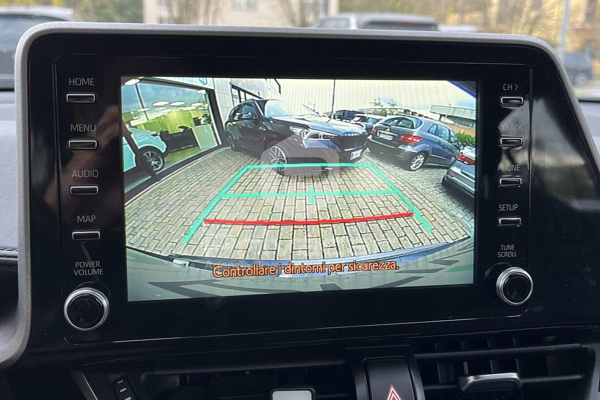 TOYOTA C-HR 1.8 Hybrid E-CVT Business