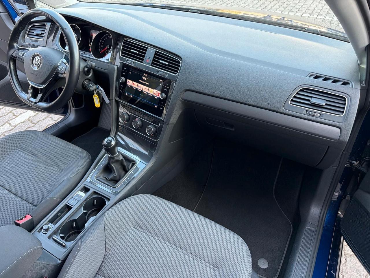 Volkswagen Golf Variant 1.6 tdi 115cv DANNEGGIATA