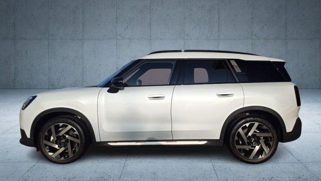 MINI Mini C Favoured Countryman