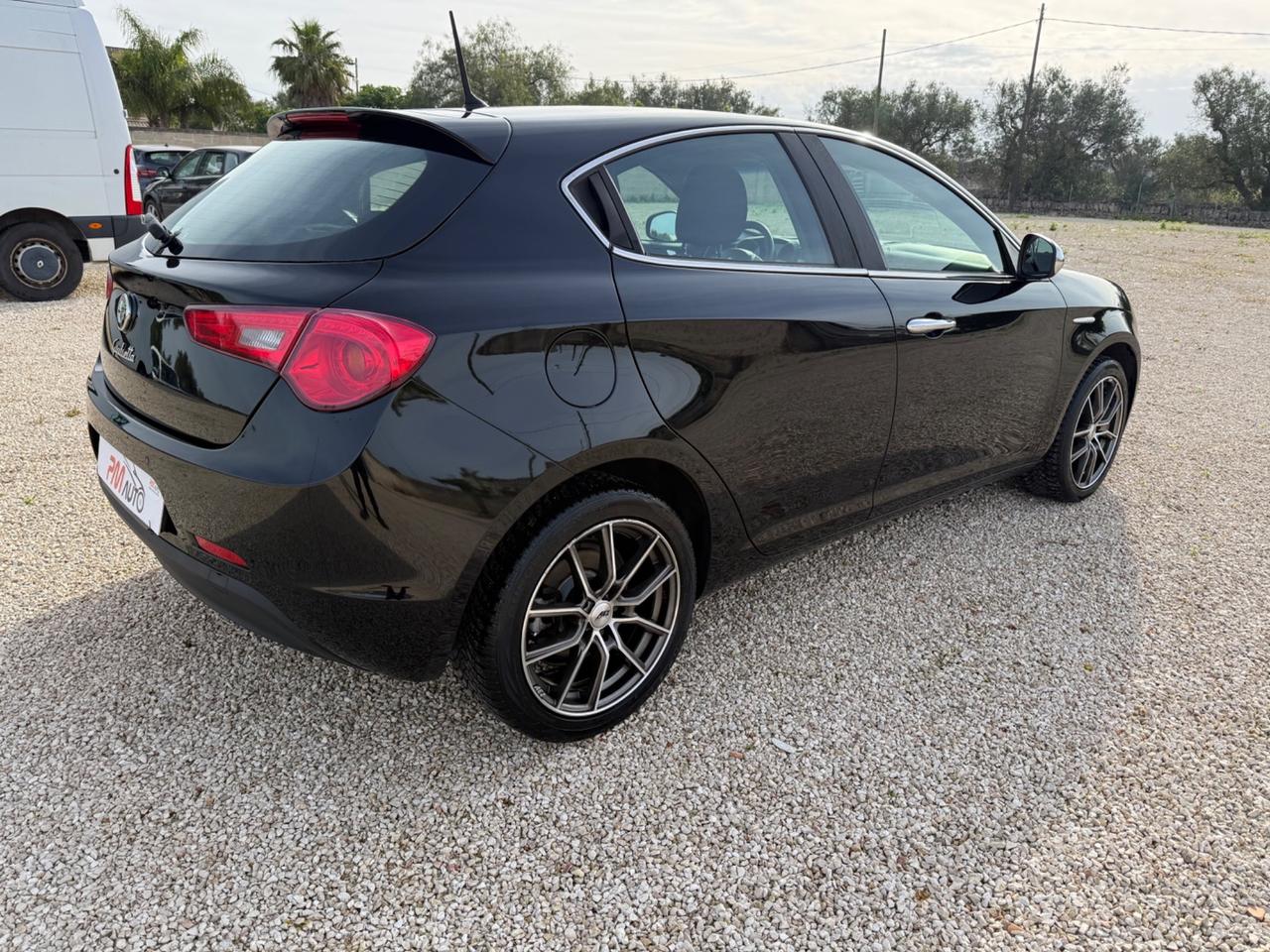 Alfa Romeo Giulietta 1.6 JTDm-2 120 CV Distinctive