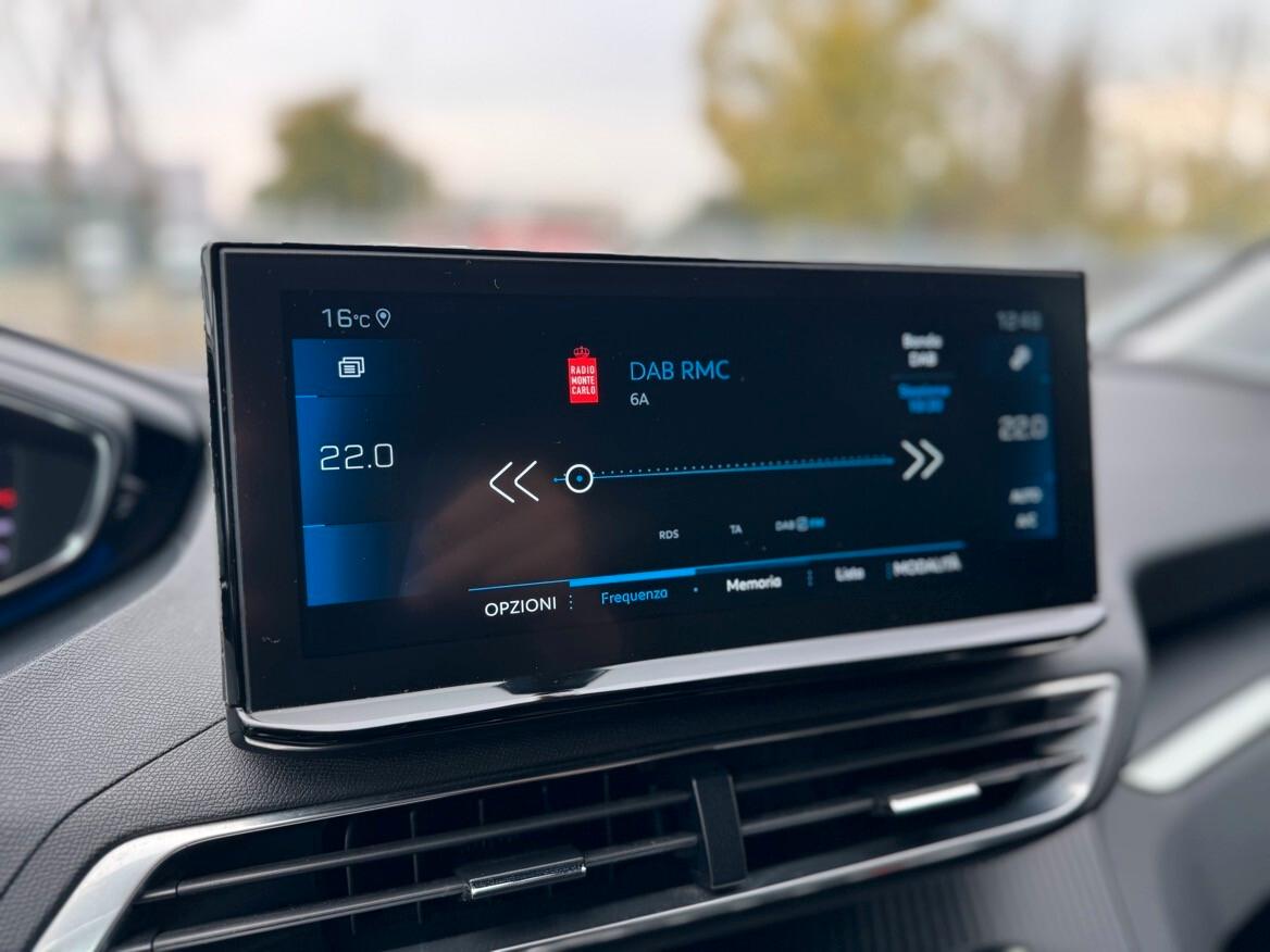 Peugeot 3008 BlueHDi 130 S&S EAT8 Allure