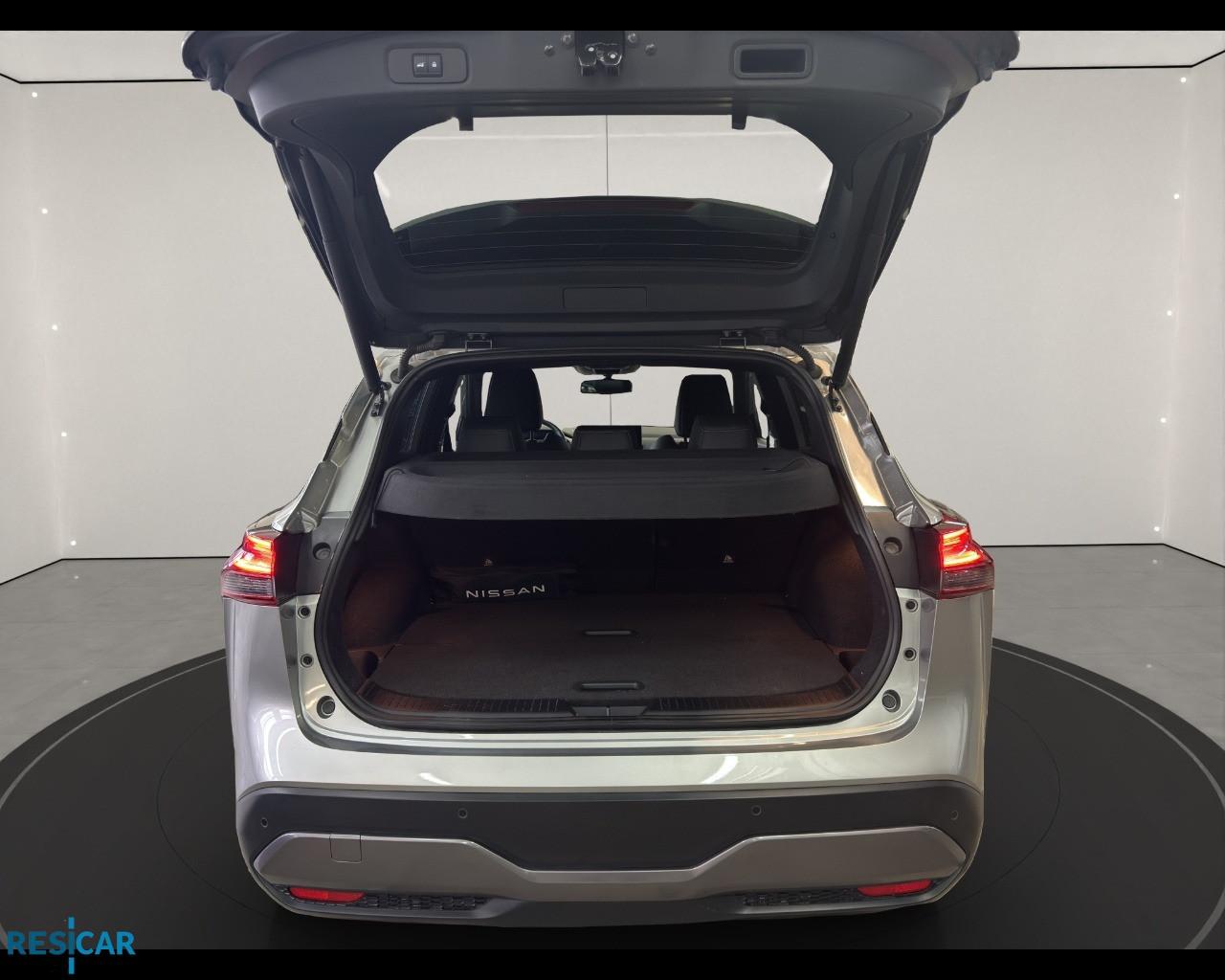 NISSAN Qashqai 1.3 mhev Tekna 2wd 140cv IVA ESPOSTA