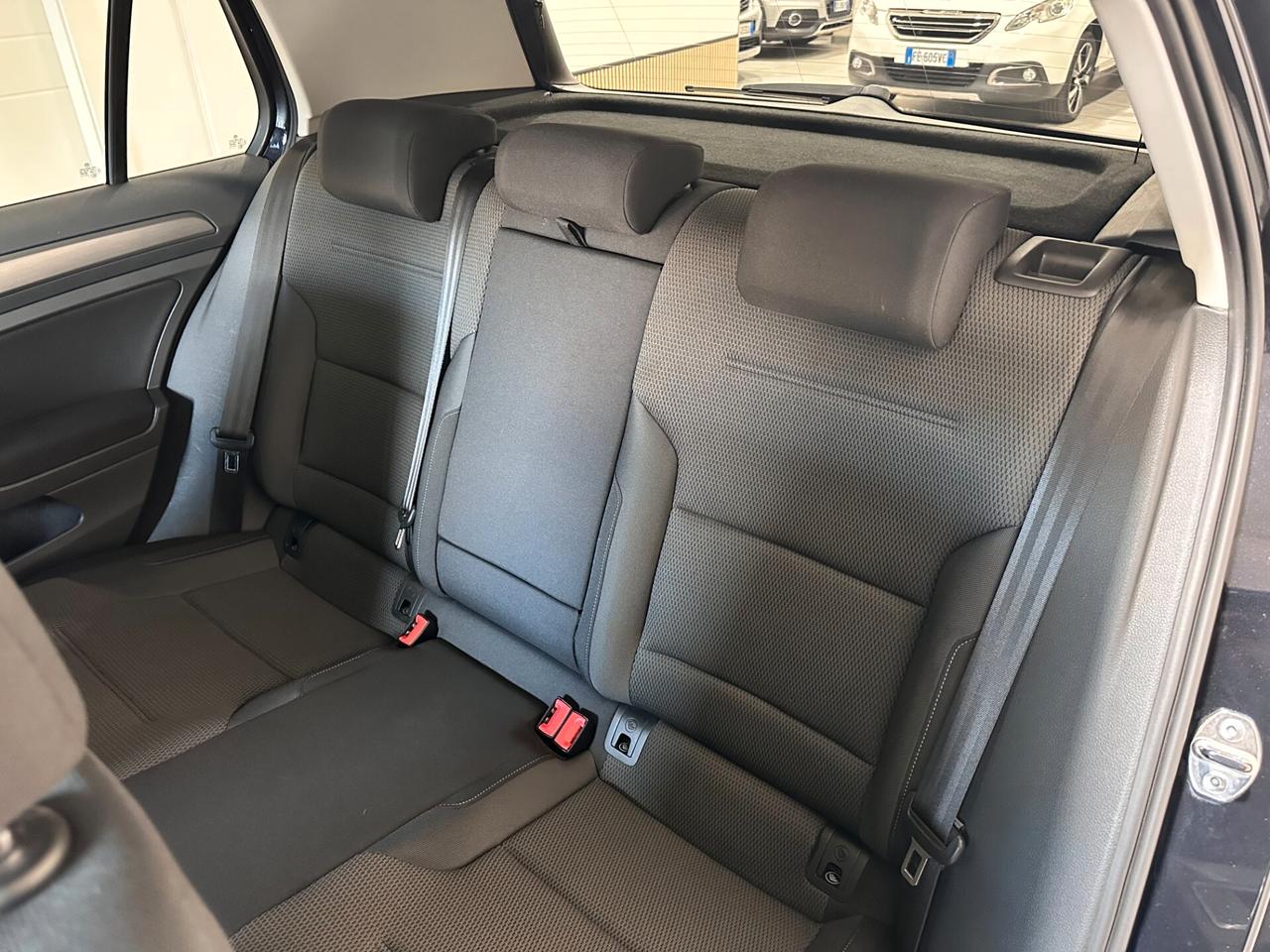 Volkswagen Golf 1.6 TDI 5p. Comfortline - Km 75.000 - DA VETRINA!!!!