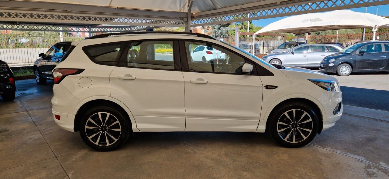 Ford Kuga 1.5 TDCi 120cv 2WD ST-Line X