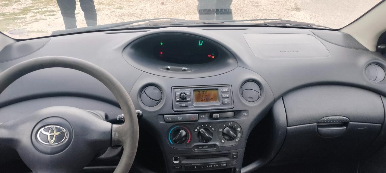 Toyota Yaris 1.0i 16V cat 3 porte