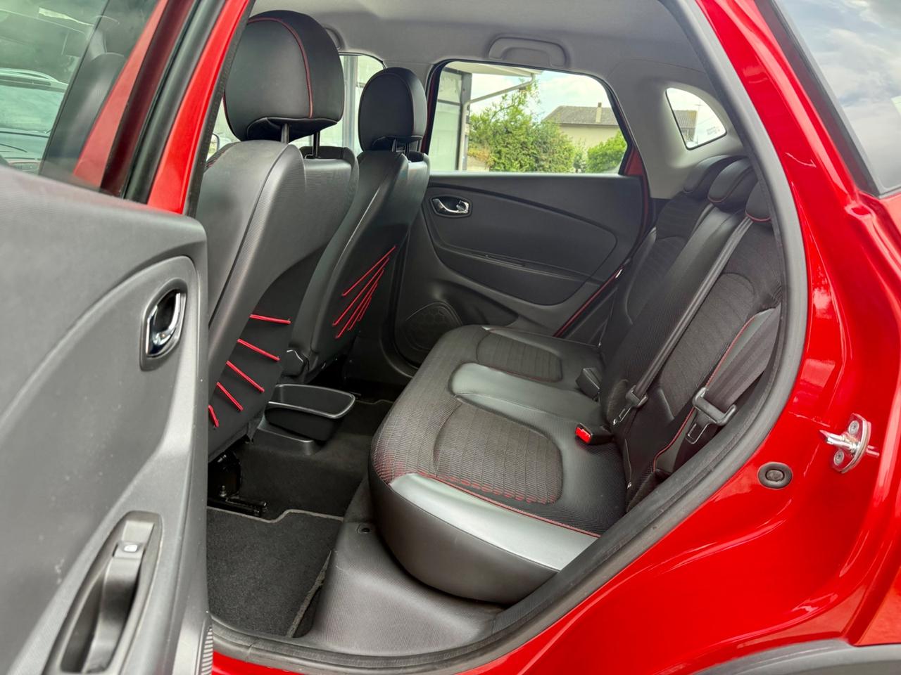 Renault Captur 1.5 dCi EDC Project Runway Ok NEOPATENTATI