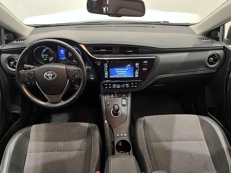 Toyota Auris Hybrid Active +