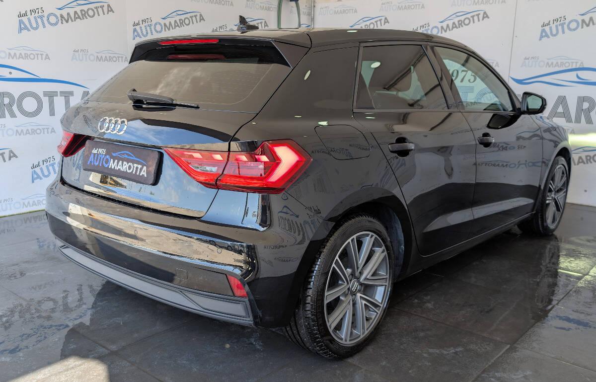 Audi A1 A1 Sportback 25 1.0 Tfsi IDENTITY BLACK