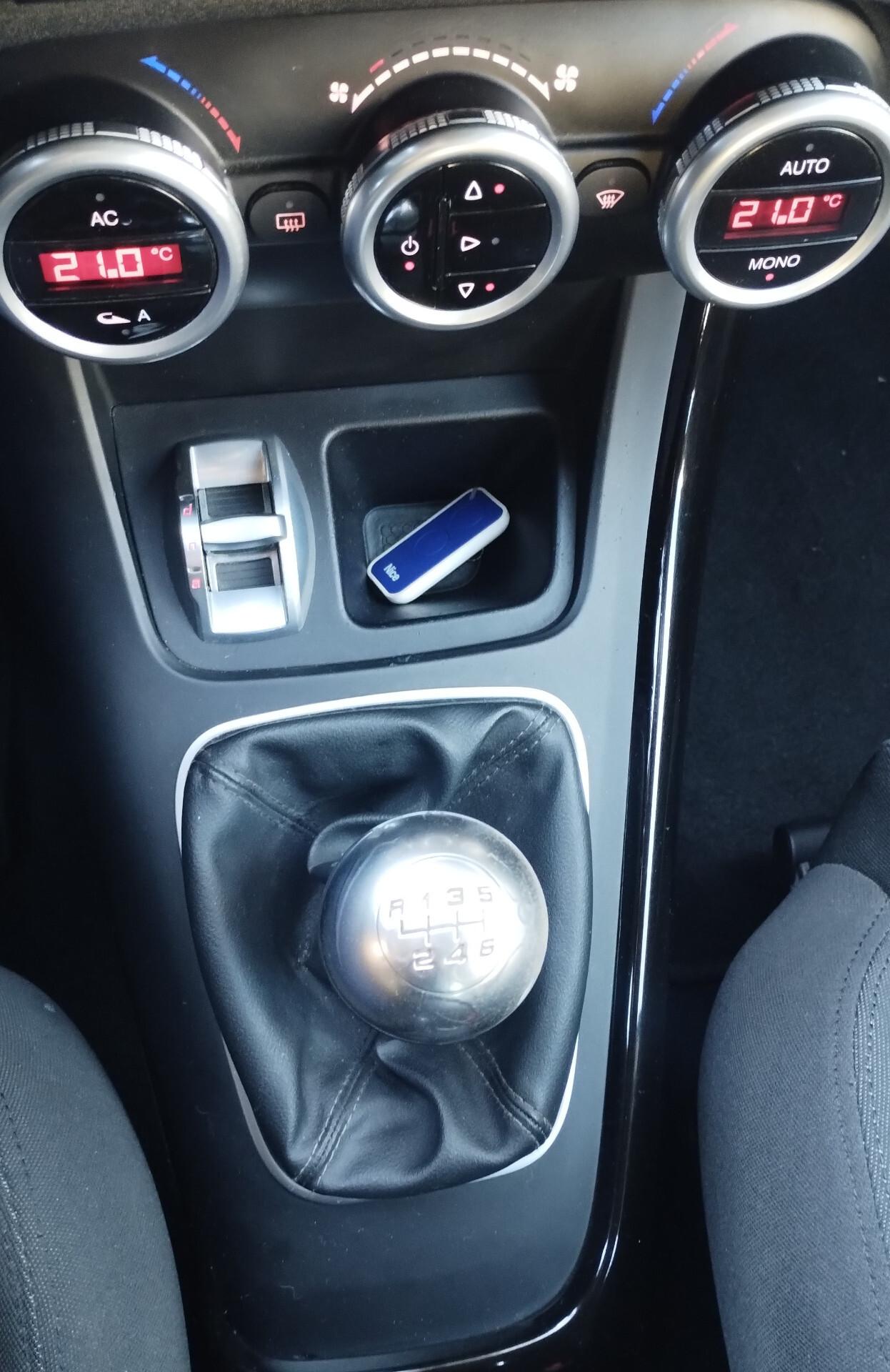 Alfa Romeo Giulietta 1.6 JTDm-2 105 CV NEOPATENTATI