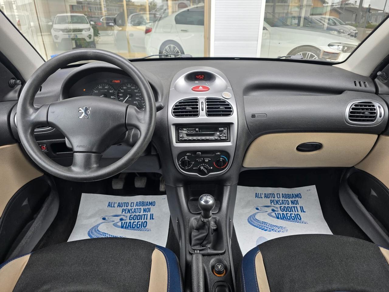 Peugeot 206 1.1 5p. S 60cv NEOPATENTATI