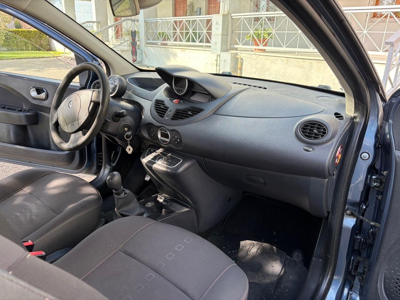Renault Twingo 1.2 accessoriata utilitaria