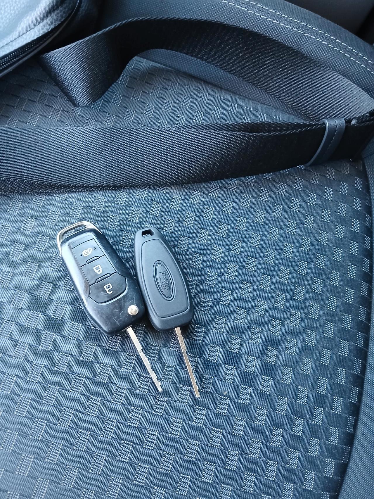 Ford Transit Connect 1.5 TDCi 120CV L2