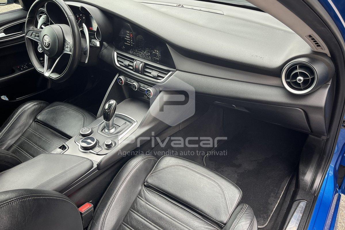 ALFA ROMEO Giulia 2.2 Turbodiesel 210 CV AT8 AWD Q4 Veloce