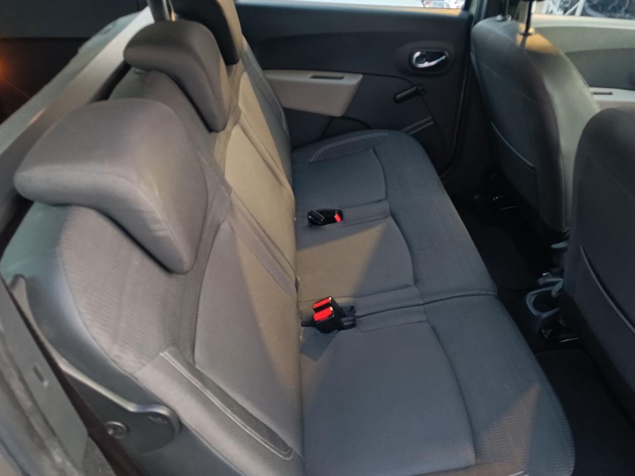 Dacia Lodgy 1.6 8V 85CV 5 posti Lauréate