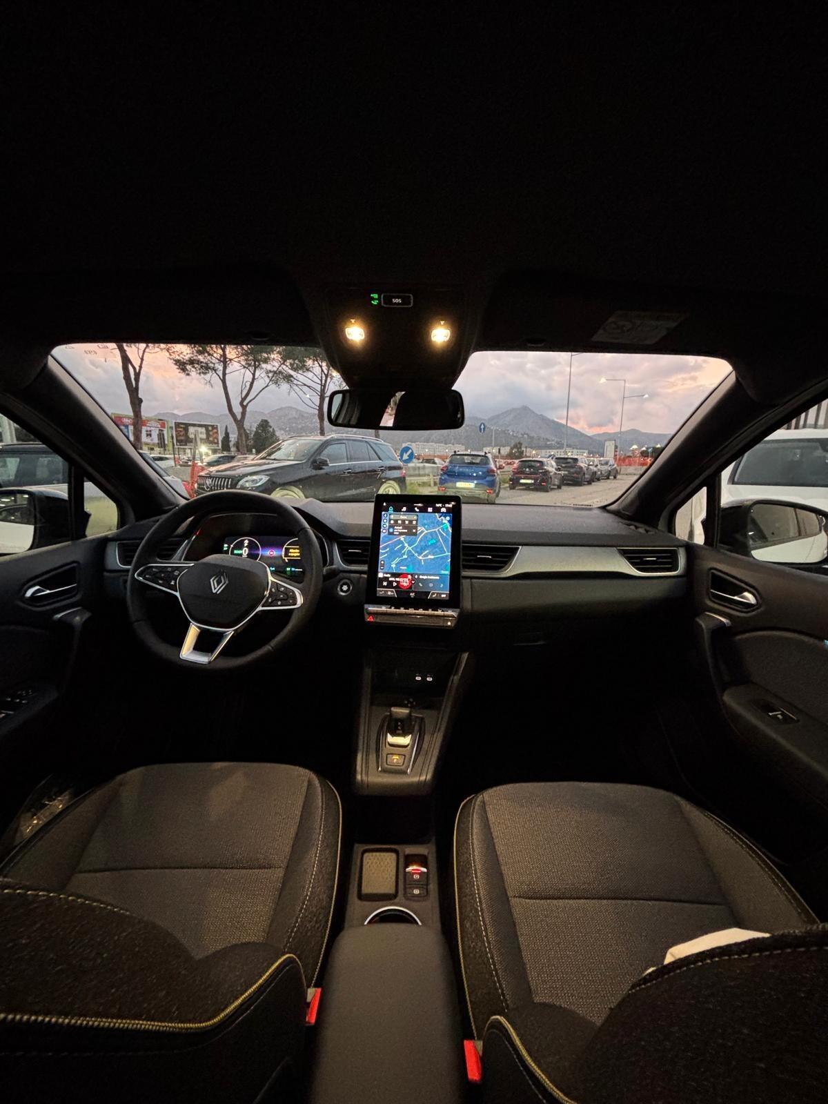 Renault Captur Techno Full 1.8 Hybrid E - Tech