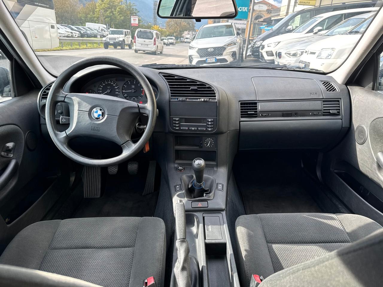 BME 318i Serie 3 E36 UNICOPROPRIETARIO MANUALE