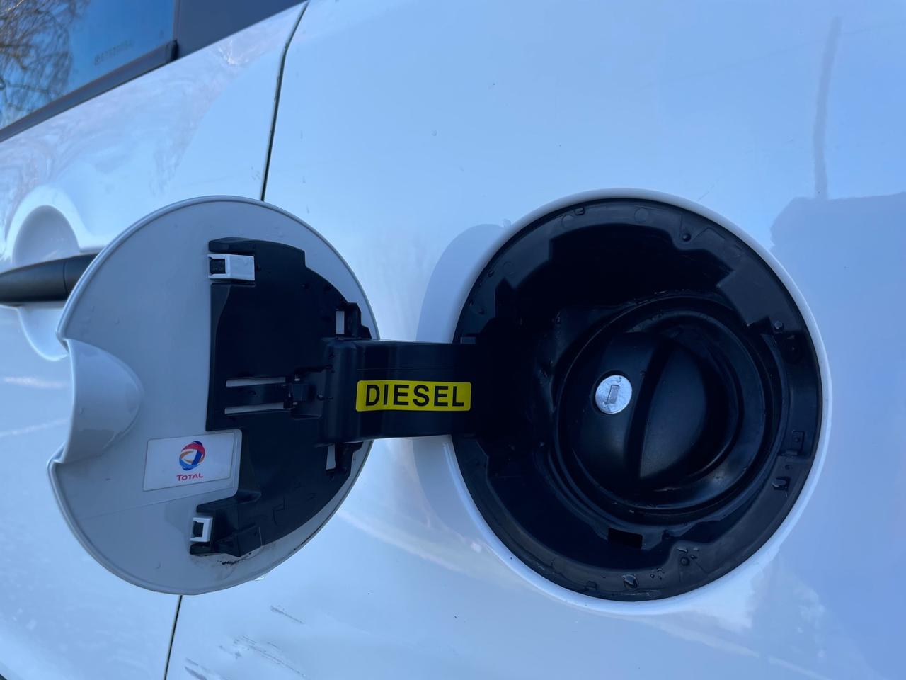 Citroen C3 Picasso 1.6 e-HDi Exclusive *AUTOMATICA*