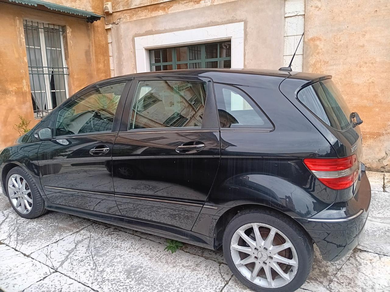 Mercedes-benz B 200 CDI Chrome - adatta anche neopatentati
