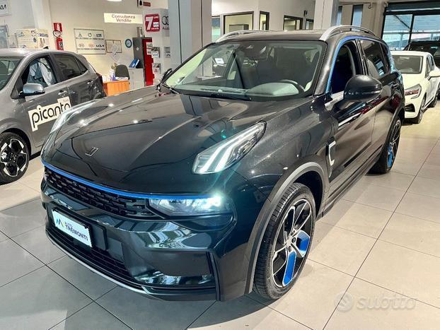 Lynk&co 01 PHEV