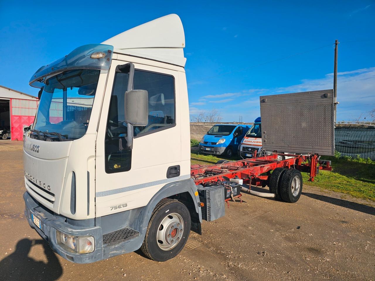 IVECO 75.13 ANNO 2004 TELAIO PII PEDANA