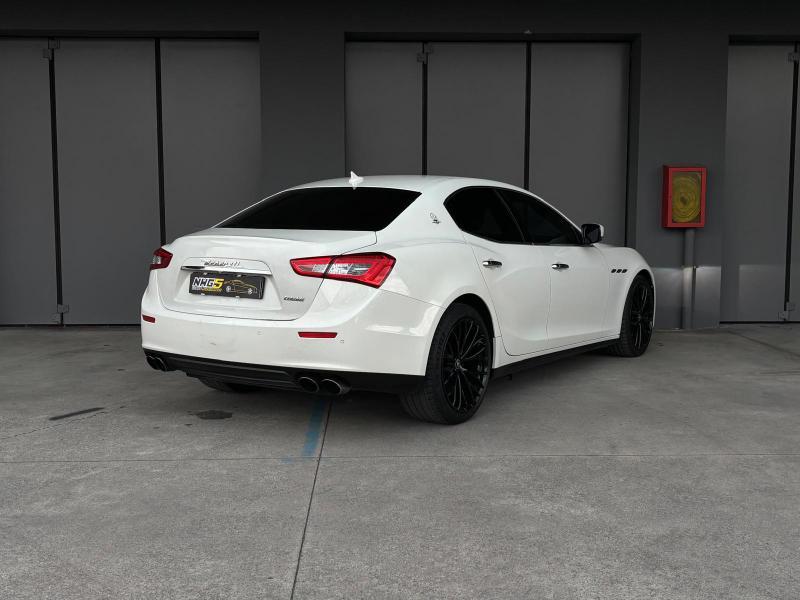 Maserati Ghibli 3.0 V6 ds 275cv auto