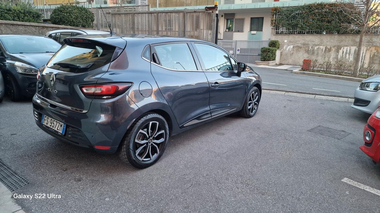 Renault Clio dCi 8V 90 CV 5 porte Duel