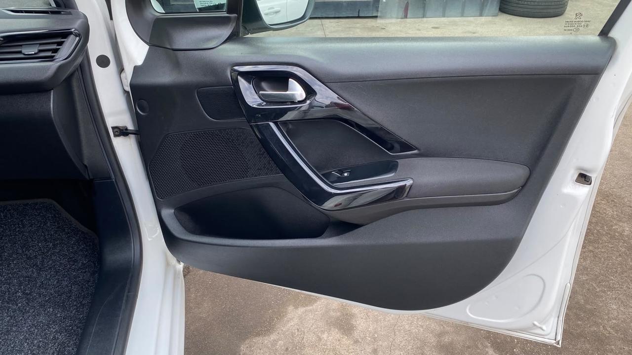 Peugeot 208 Autovettura GPL