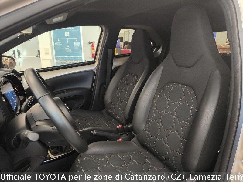 Toyota Aygo X Aygo X 1.0 VVT-i 72 CV 5 porte Lounge