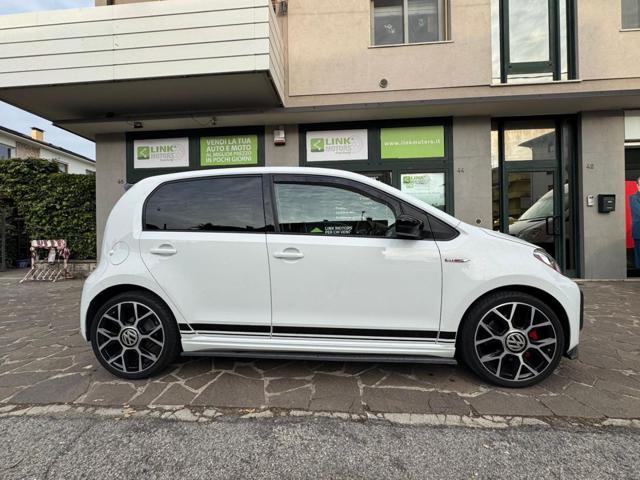 VOLKSWAGEN up! gti