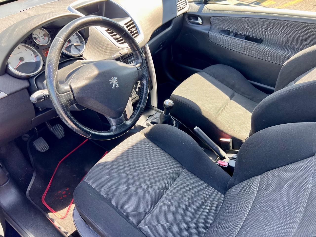 Peugeot 207 1.6 VTi 120CV 3p. XS