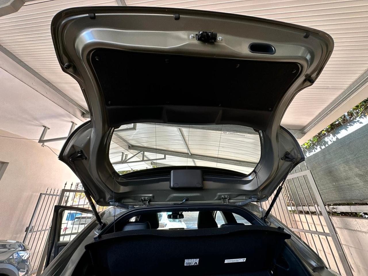 Toyota Yaris 1.5 Hybrid 5 porte Lounge