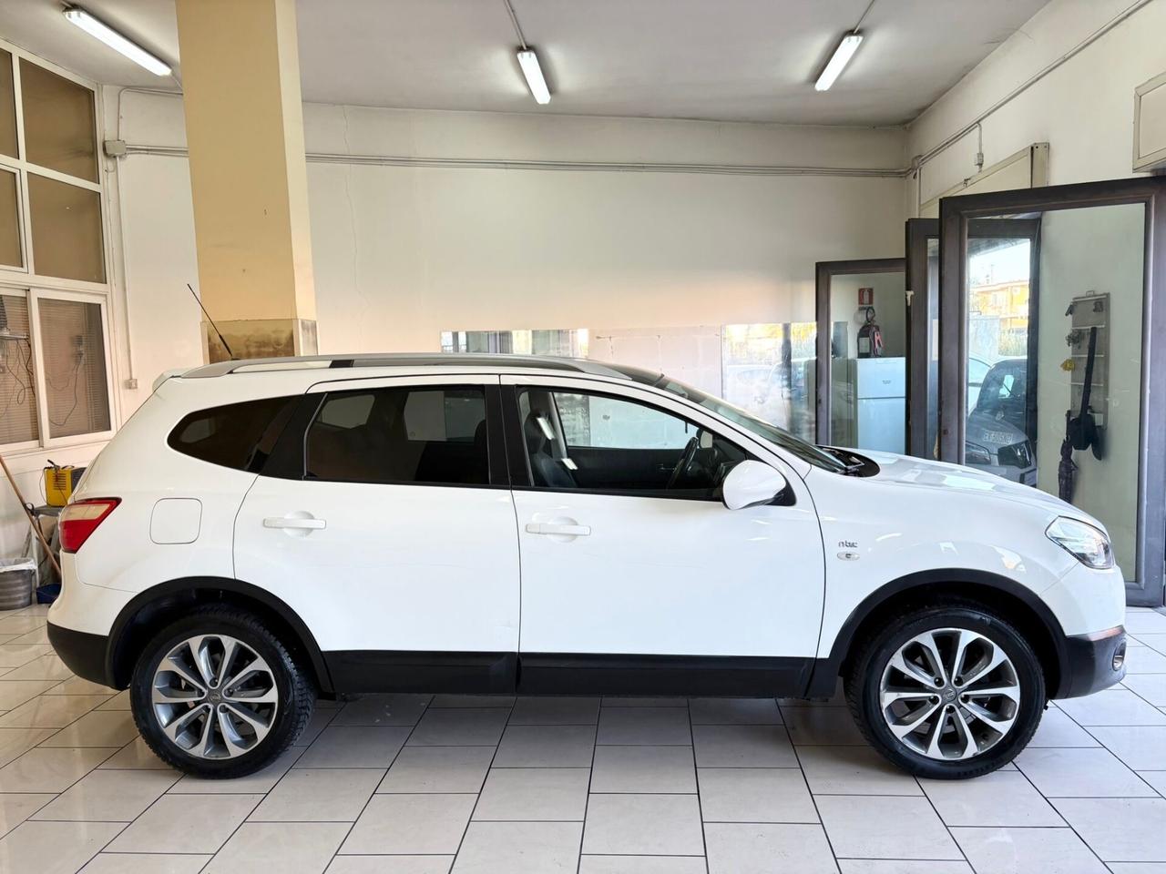 Nissan Qashqai+2 1.5 dCi n-tec Full Opt