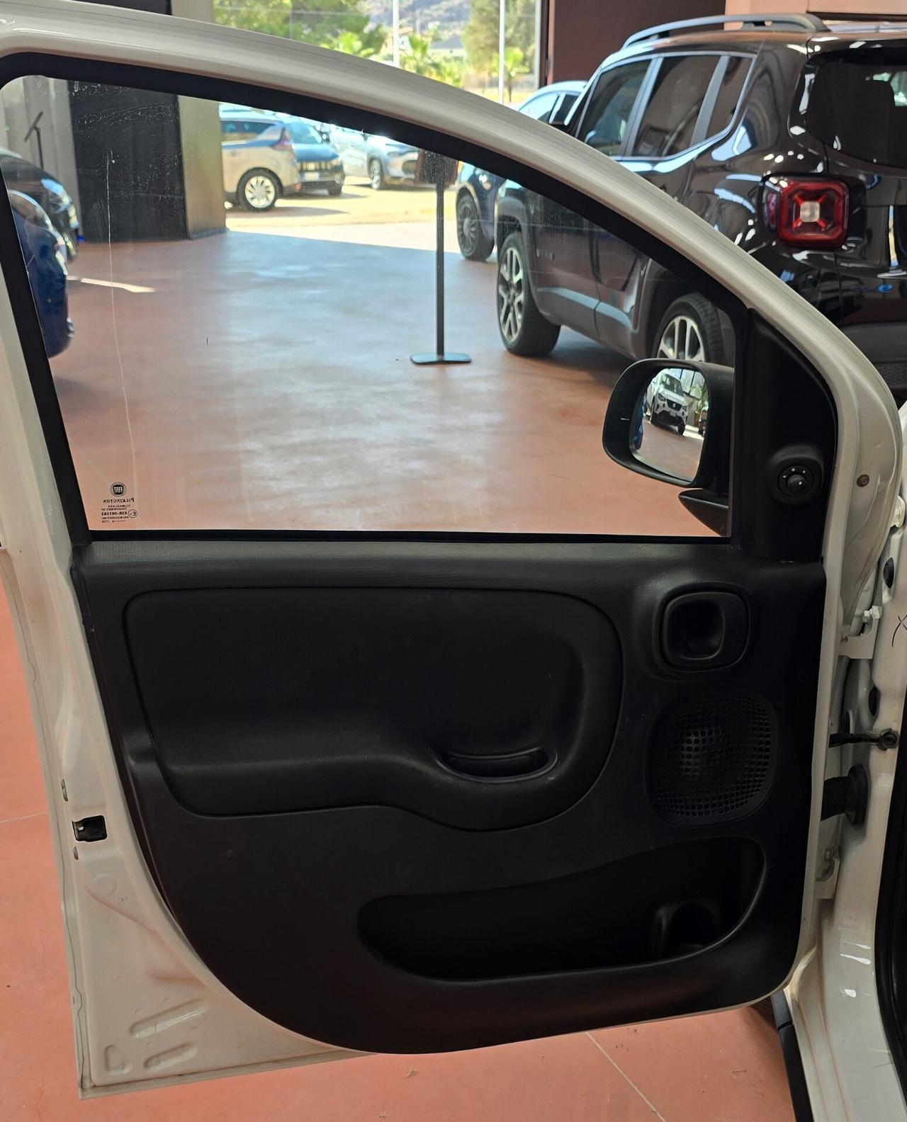 Fiat Panda 1.0 FireFly Hybrid 70 CV – La City Car Pratica e Tecnologica