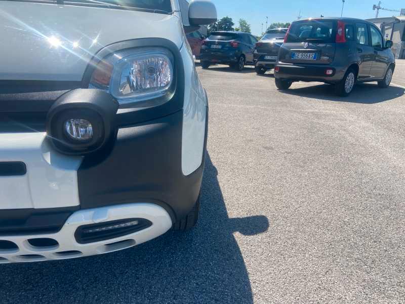 FIAT Panda 1.0 firefly hybrid Cross 70cv 5p.ti