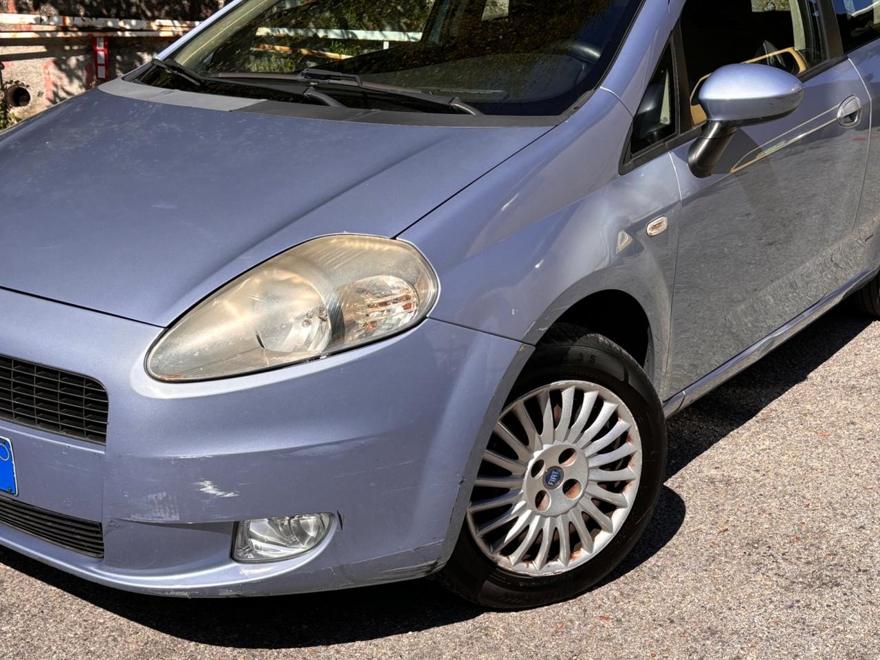 Fiat Grande Punto 1.4 Starjet 16V 3 porte Dynamic
