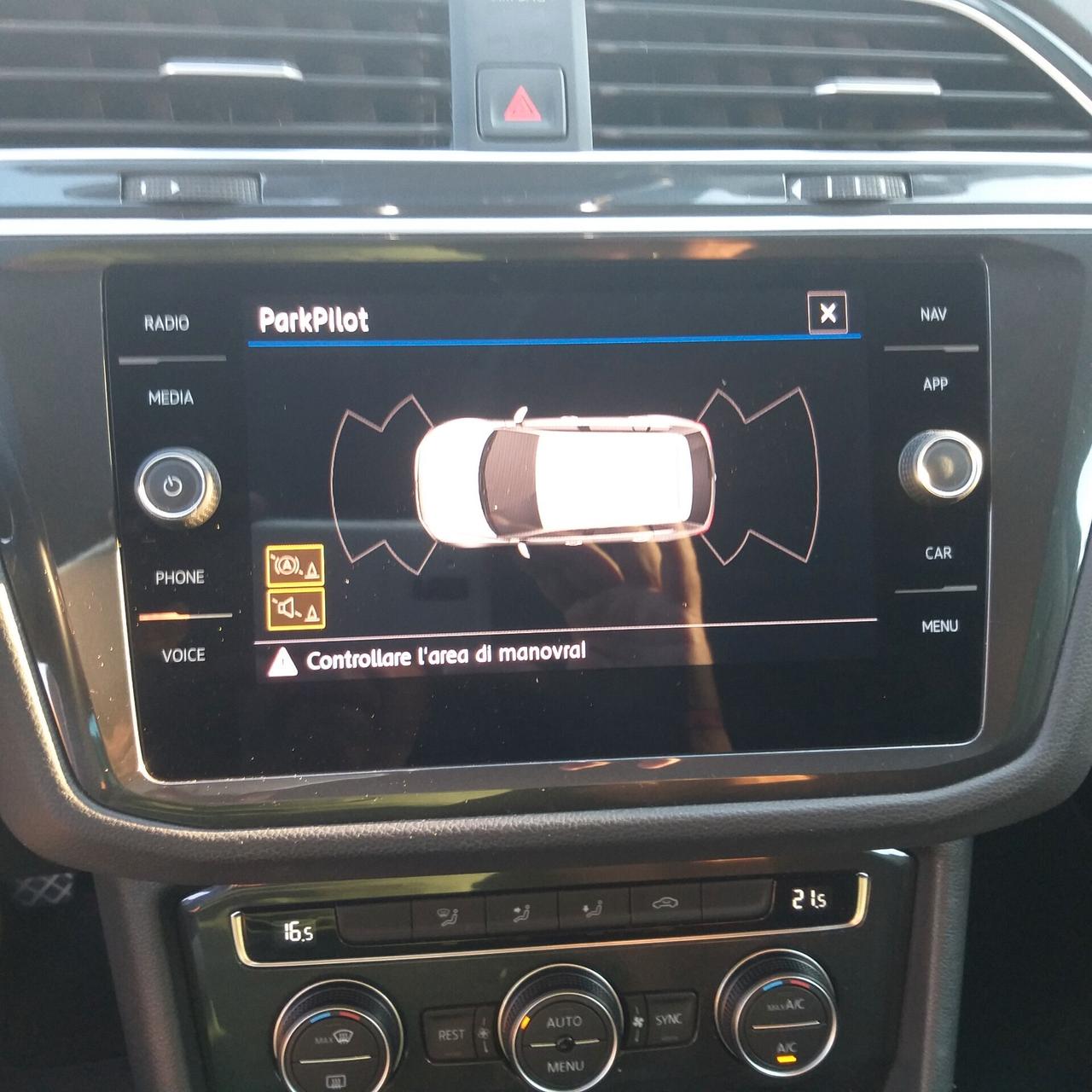 Volkswagen Tiguan 2.0 TDI SCR DSG Sport BlueMotion Technology