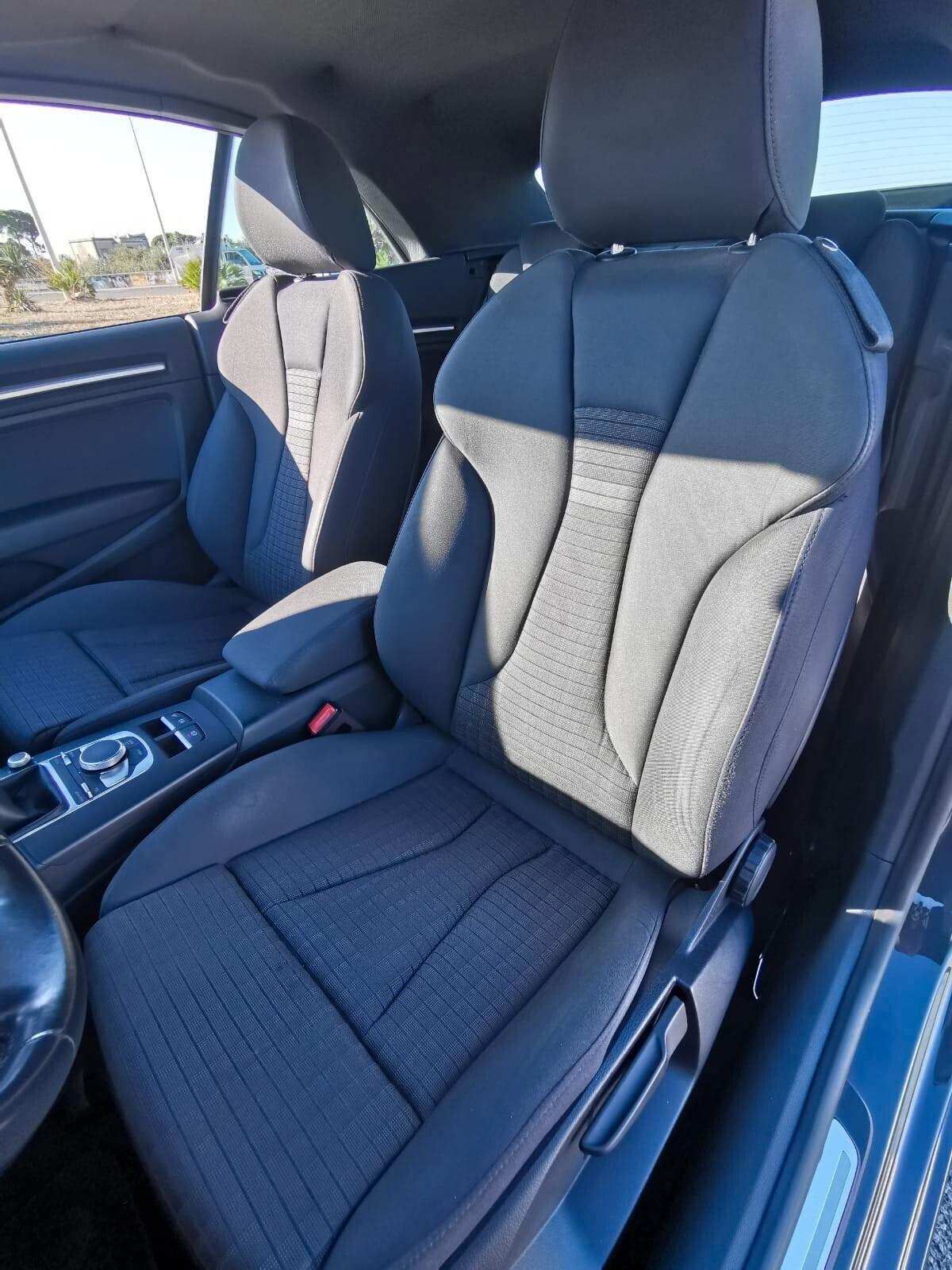Audi A3 Cabrio 1.6 TDI 116 CV Sport 2018