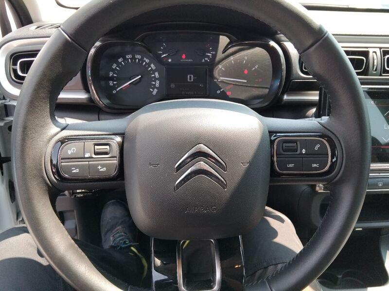 Citroën C3 III 2017 1.2 puretech Shine s&s 83cv