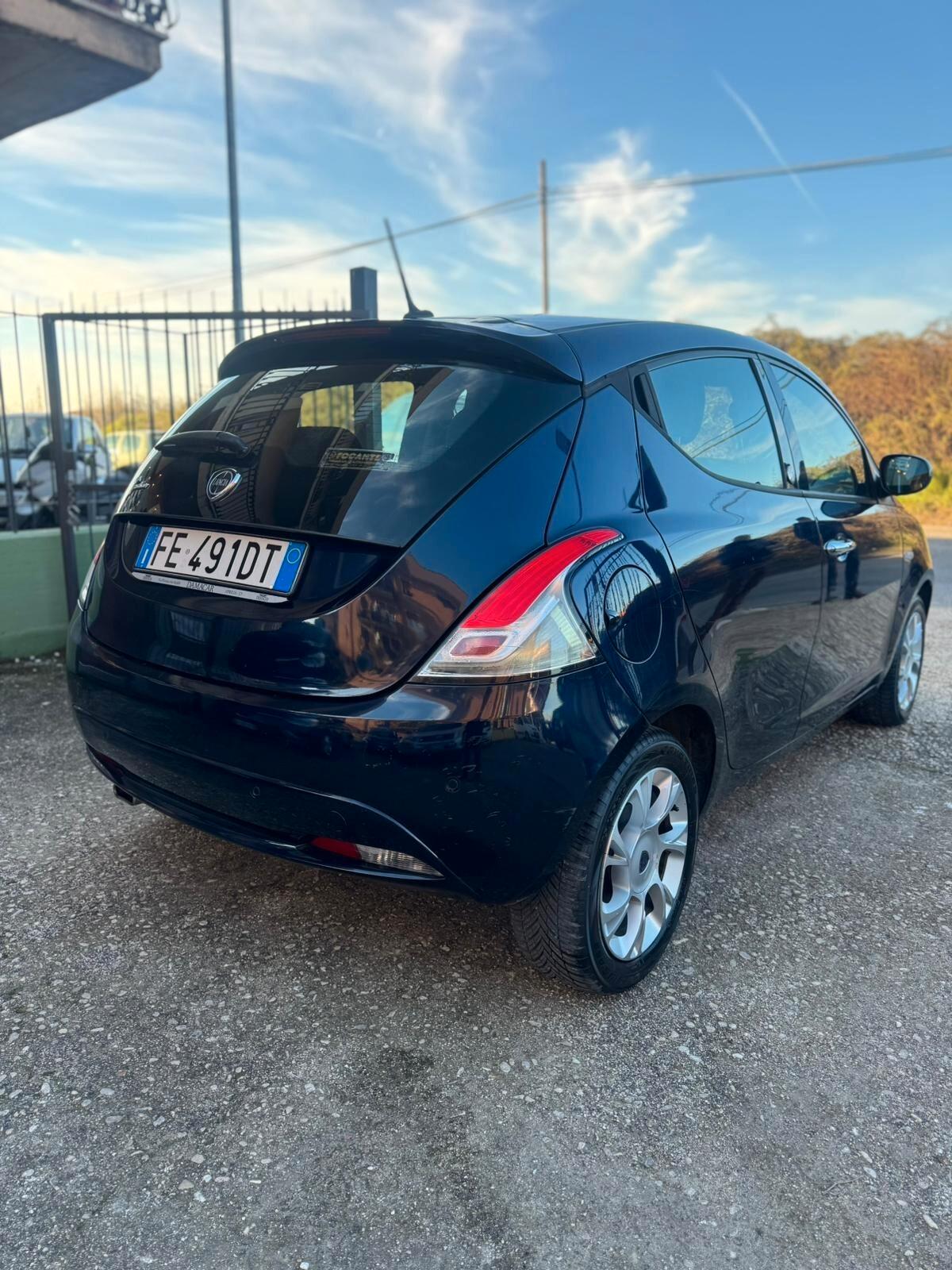 LANCIA YPSILON 1.3 MJT 16V 95 CV 5 PORTE S&S PLATINUM FRIZIONE NUOVA EU6!