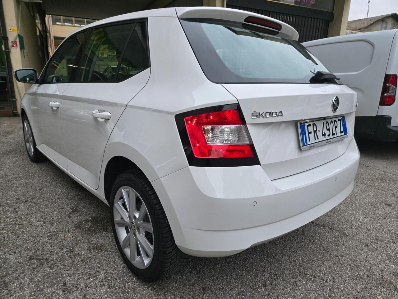 Skoda Fabia 1.4 TDI 75 CV Autocarro 4Posti