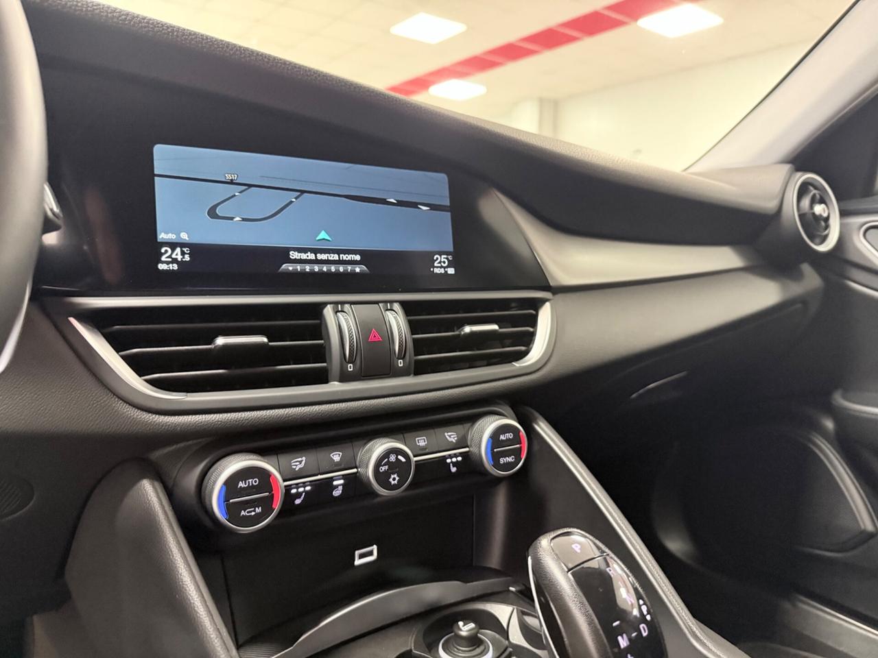 Alfa Romeo Giulia 2.2 Turbodiesel 210 CV AT8 AWD Q4 Veloce