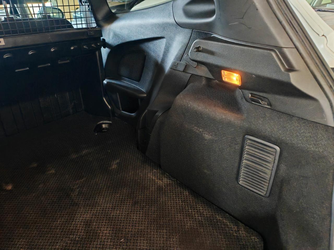 Ford Fiesta VAN hybrid 125cv Autocarro N1 2 posti uniprop