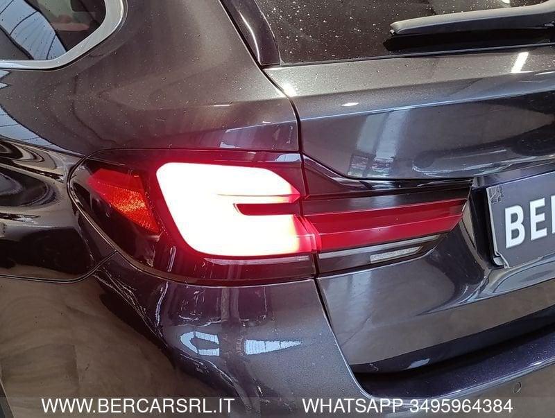 BMW Serie 5 520d 48V xDrive Touring Luxury*SEDILI RISC*TELECAMERA*CAMBIO AL VOLANTE*