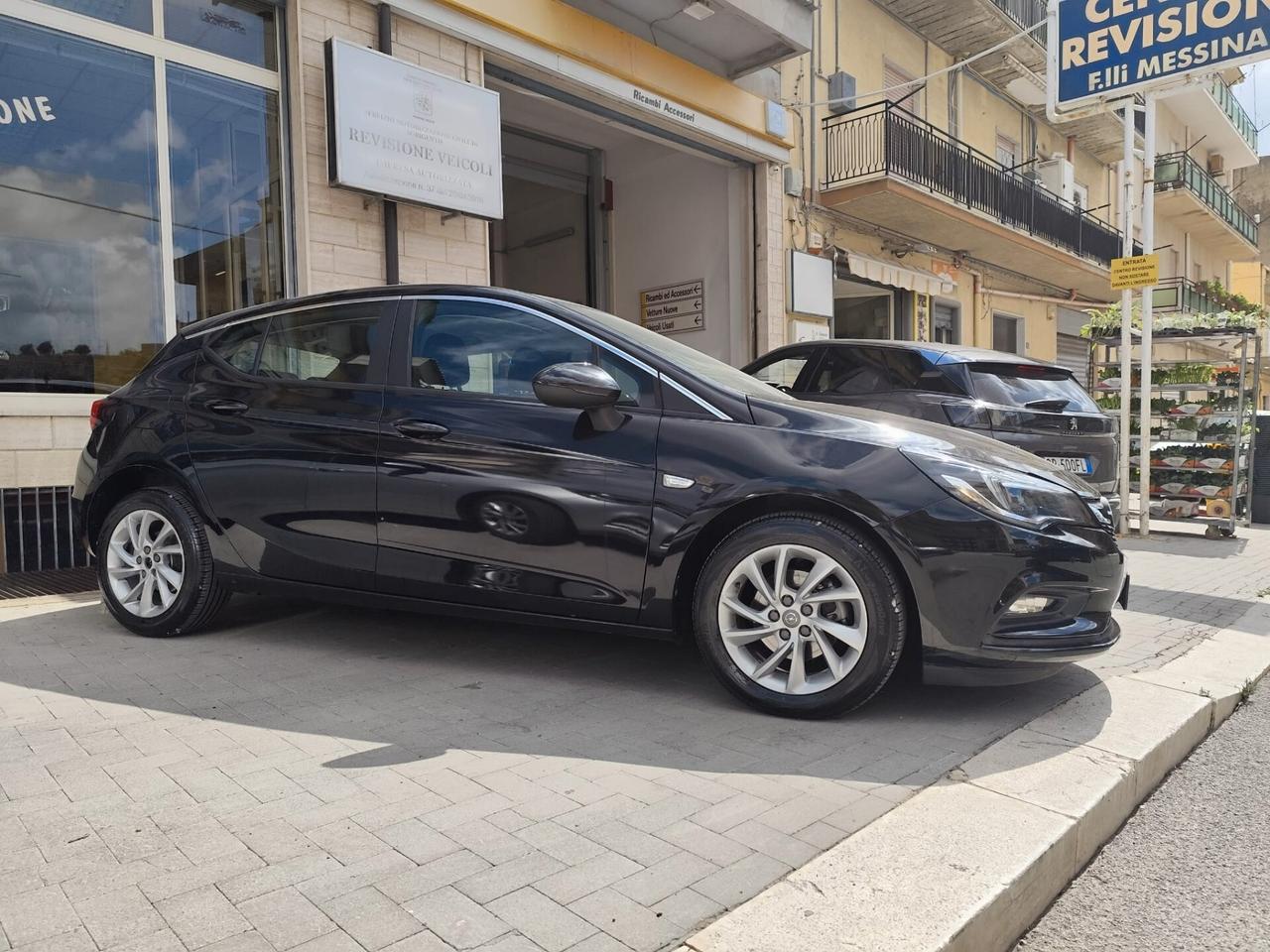 Opel Astra 1.6 CDTi 110CV Start&Stop 5 porte Innovation