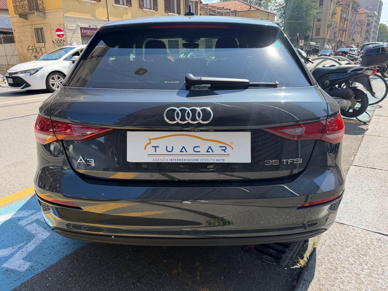 Audi A3 1.5 35 TFSI Business #10780