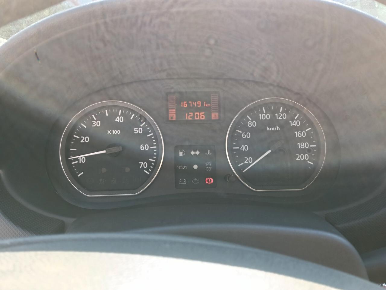 Dacia Sandero 1.6 8V Lauréate