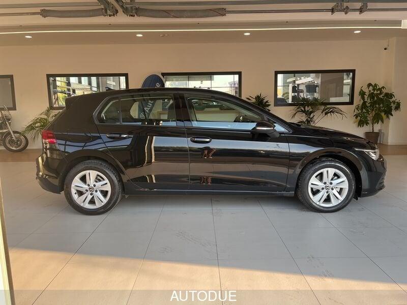 Volkswagen Golf 8 2.0 TDI SCR LIFE DSG 115 CV