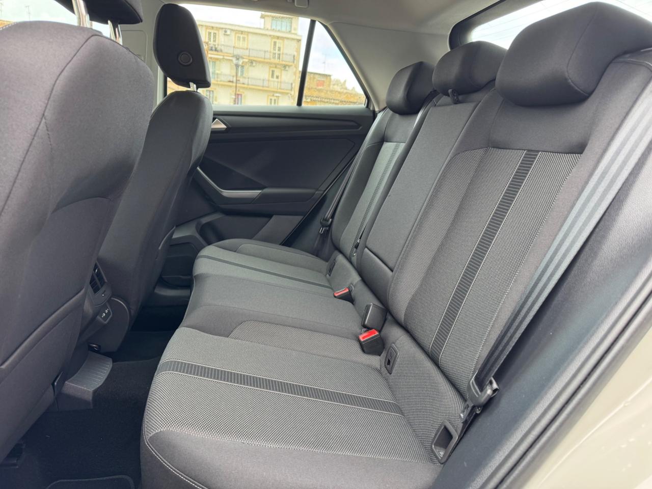 VOLKSWAGEN T-ROC 2.0 TDI 150 CV DSG FULL IVA