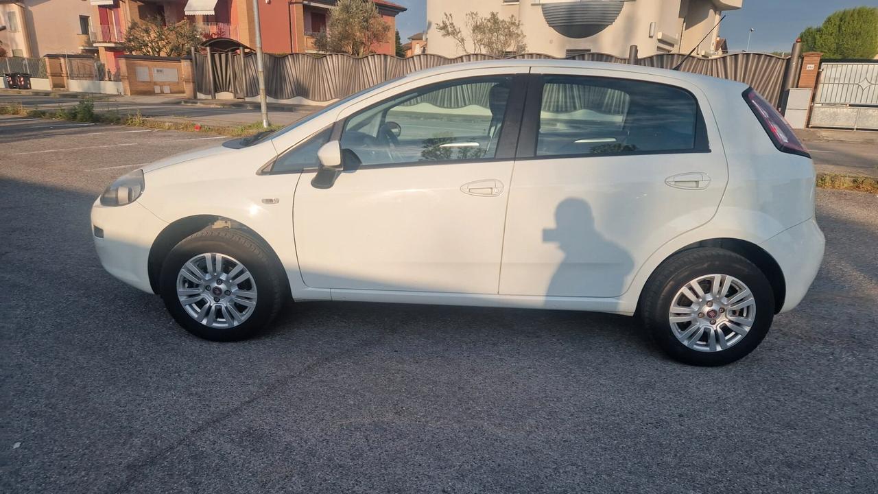 Fiat Punto 1.4 8V 5 porte Natural Power Street